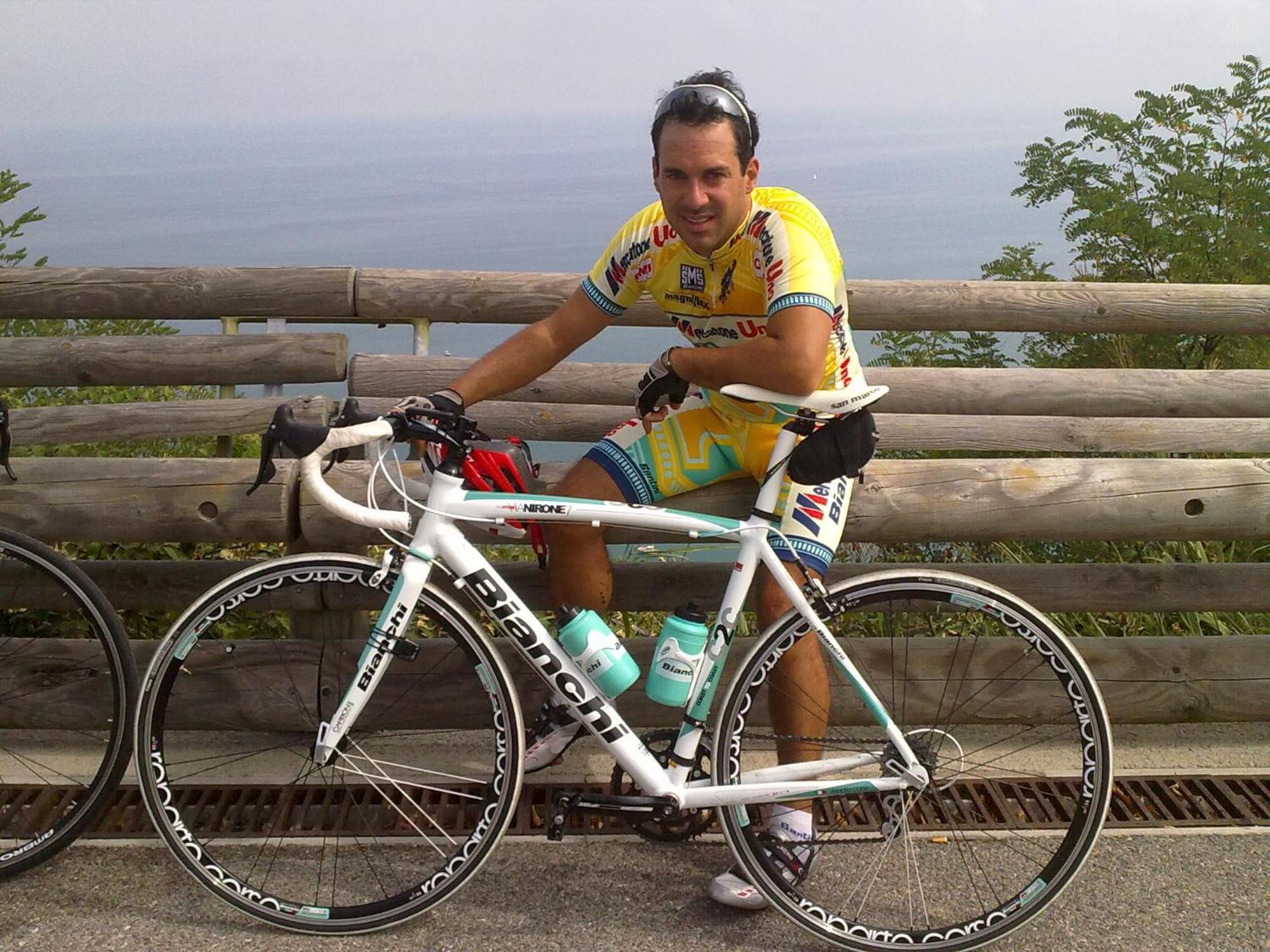 Hotel Touring Misano Adriatico Esterno foto