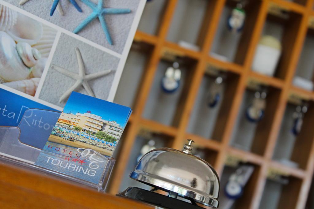 Hotel Touring Misano Adriatico Esterno foto